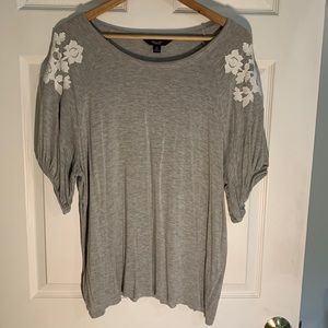Shoulder Appliqué Blouse